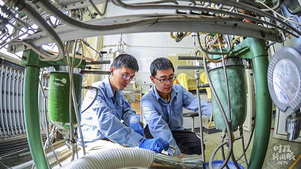 △中国石化北京化工研究院自主研发的“用于乙烯聚合的催化剂组分及其催化剂”技术获得第21届中国专利奖银奖。